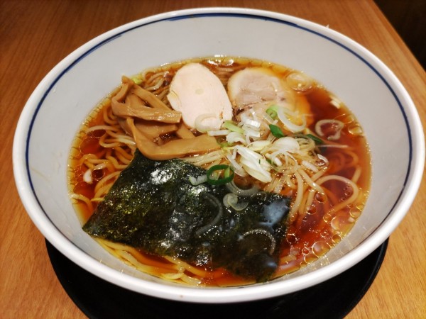 「純鶏らーめん・醤油」@麺処直久 新橋店の写真