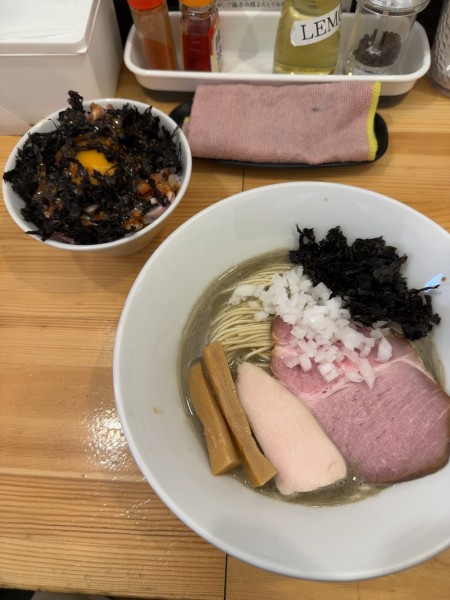 「濃厚煮干しらーめん」@煮干らーめん 川むらの写真