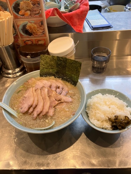 「ダブルチャーシュー麺　大　ライス」@ラーメンショップ 新守谷店の写真