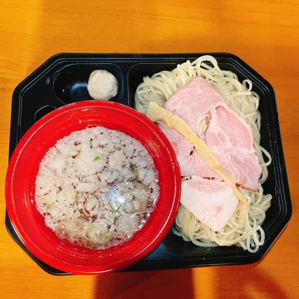 「琥珀煮干塩つけ麺」@大つけ麺博 2022の写真