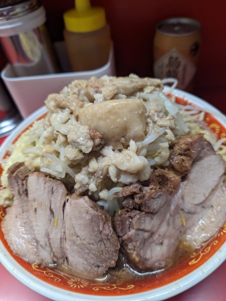 「麺増し大+烏龍茶」@ラーメン二郎 上野毛店の写真