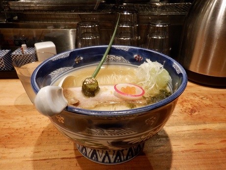 「純粋豚そば（塩）細麺」@なかごの写真