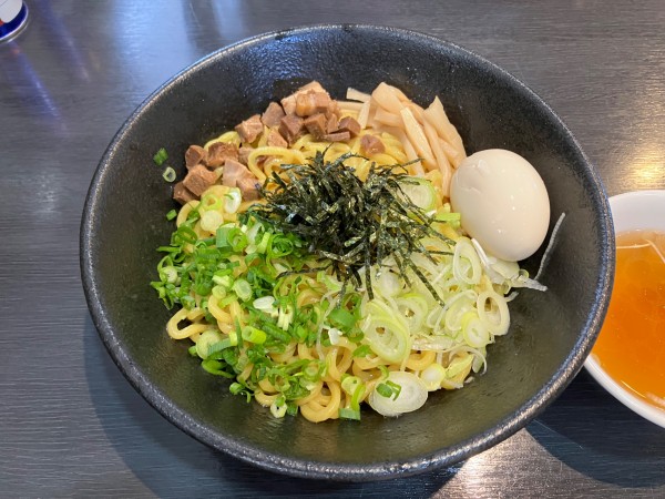 「油そばW盛り」@まぜそば鶴也の写真