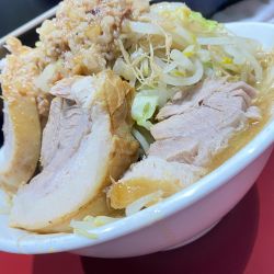 ラーメンミニ　豚マシ