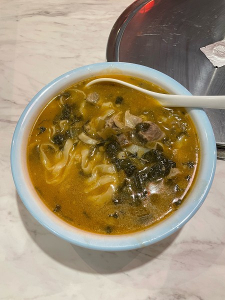 「酸菜牛肉面(980円税別)」@瑞祥飯店の写真