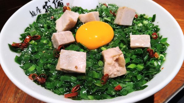 「ニラ麺、ライス」@麺屋 我論の写真