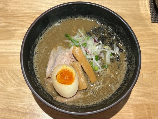 「百尾煮干し　醤油　930円」@煮干しらーめん 波乃にぼるの写真