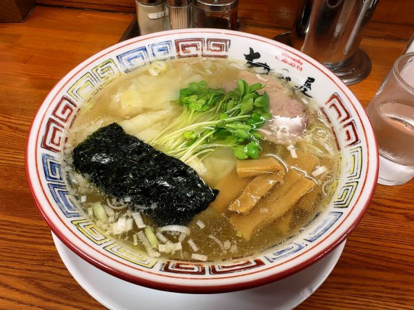 「海老塩ワンタンそば」@ちばき屋 葛西店の写真