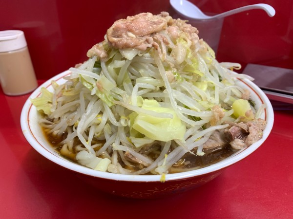 「ラーメン大、野菜増し」@ラーメン二郎 越谷店の写真