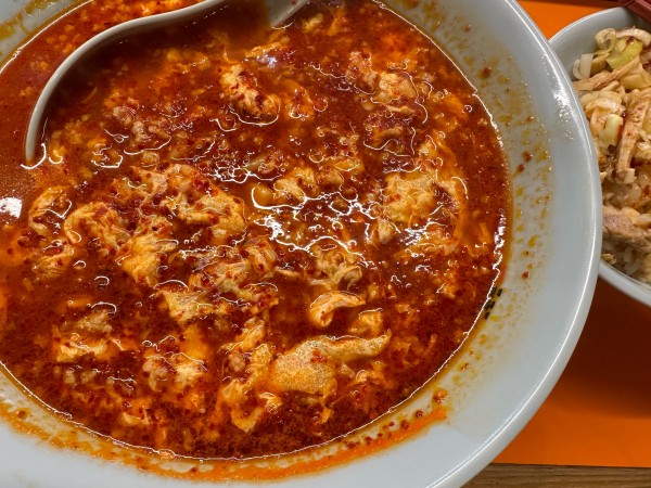 「タンタン　中辛」@元祖 ニュータンタンメン本舗イソゲン 新城店の写真