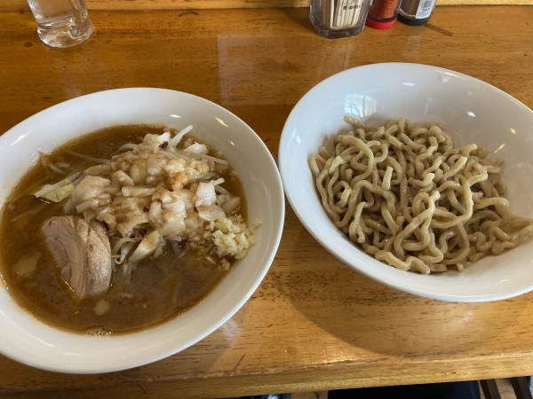「つけめん・ニンニク、アブラ」@三十郎 下館駅南店の写真