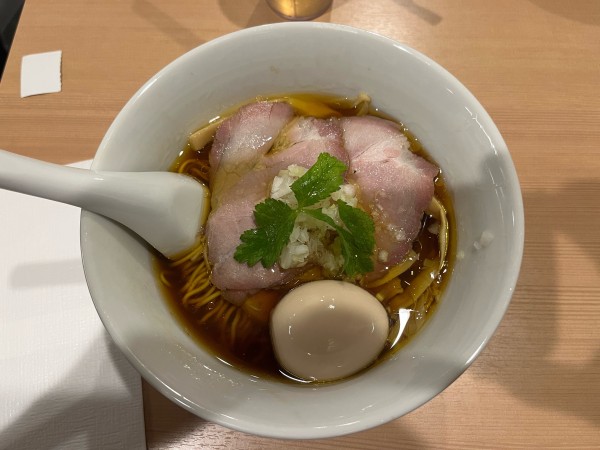 「特製ラーメン醤油、替え玉1100+100」@麺匠 一粒万倍 河原町店の写真