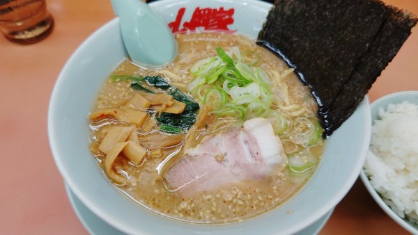 「味噌ラーメン＋広州メンマ」@ラーメン山岡家 上尾店の写真