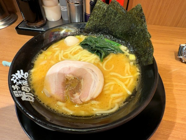 「ラーメン」@町田商店 行徳店の写真