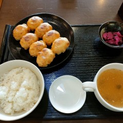 ホワイト餃子 はながさ本店の写真