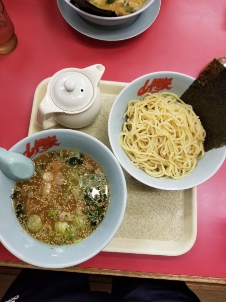 「醤油つけ麺」@山岡家 山梨甲斐店の写真