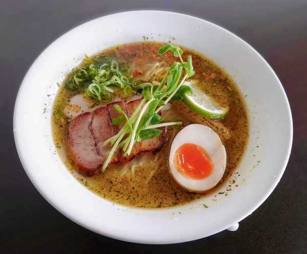 「バジル塩」@iq cafe&diningの写真