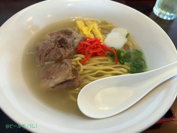 「ソーキそば(1100円)」@沖縄そば かふーがーでんの写真