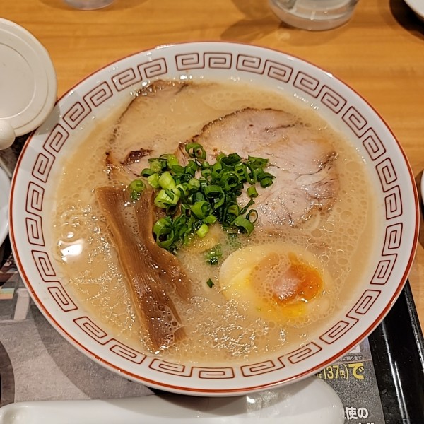 「群馬豚骨らーめん だるま大使 想いも具材も全部のせ」@らあめん花月嵐 東村山店の写真