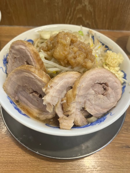 「ラーメン大盛(830円)+豚3枚(300円)」@ジャンクガレッジ 深谷店の写真