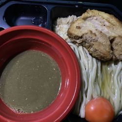 ラーメン鷹の目【ふわとろ豚煮干しつけアブラ麺】