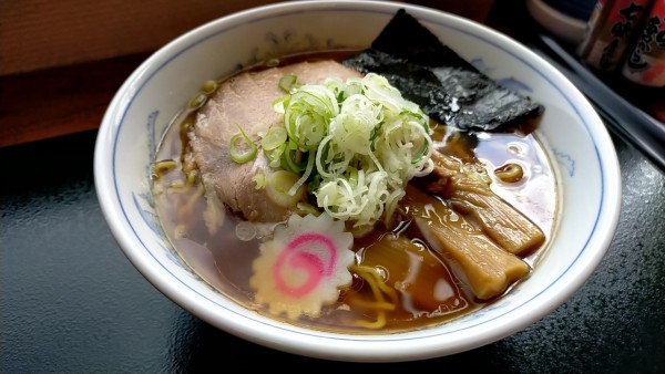 「あっさり煮干し（細麺選択）　中華ラ」@中華そば つしまの写真