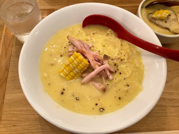 「【限定】トウキビの冷やし麺 + トウキビ飯」@麺や 七彩 八丁堀店の写真