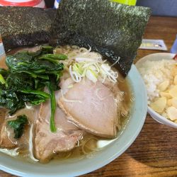 チャーシュー麺 ¥950  ライス ¥100
