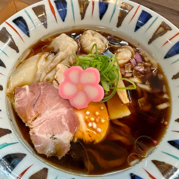 「冷やしえびそば(ワンタントッピング)」@えびそば 緋彩の写真