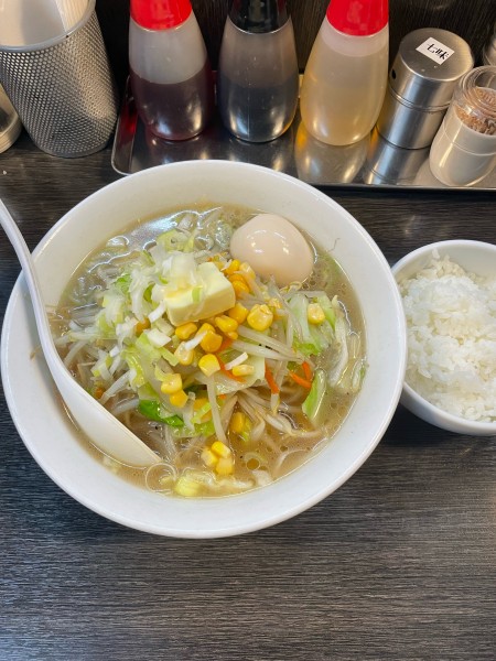 「バター塩タンメン　煮卵トッピング」@味噌一 浅草店の写真