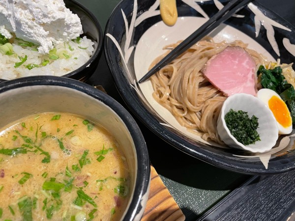 「白湯つけ麺（980円）,シン・クラフトチーズご飯（300円）」@ORIBEの写真