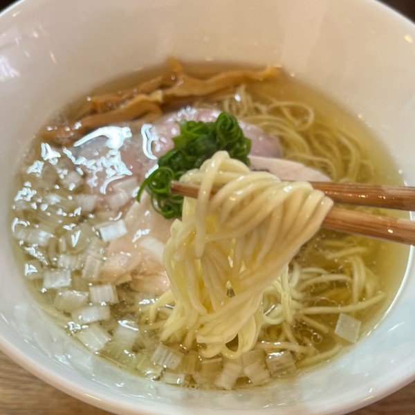 「塩ラーメン」@のど黒らぁ麺 永屋の写真