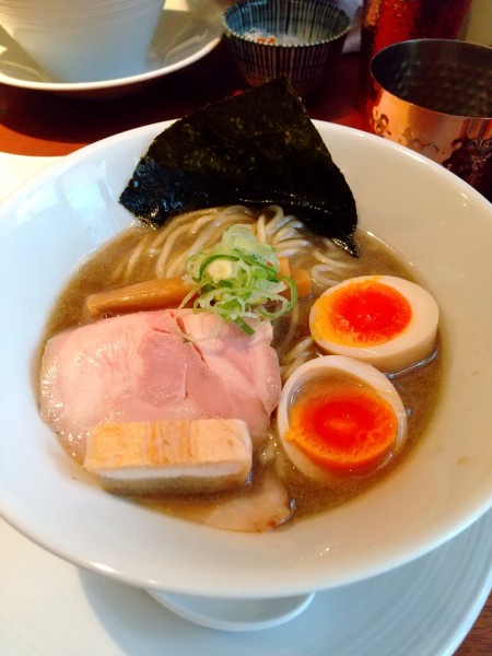 「濃厚煮干そば」@酒肴場 屯の写真