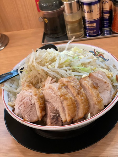 「小ブタラーメン」@豚山 栄店の写真