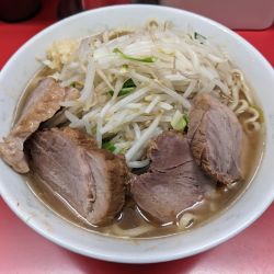 小ぶた＋にんにく少し