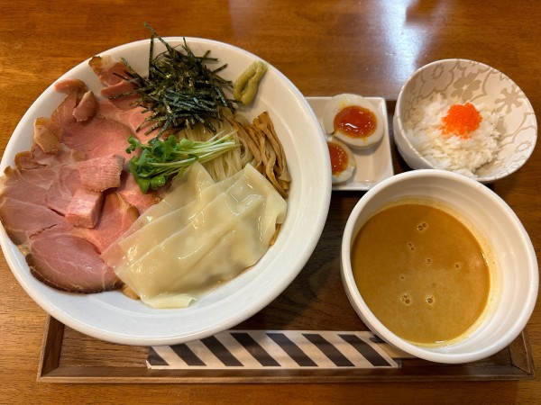 「ウニの昆布水つけ麺 ver.2023 DX 2200円」@らぁ麺はうす Sumika0の写真