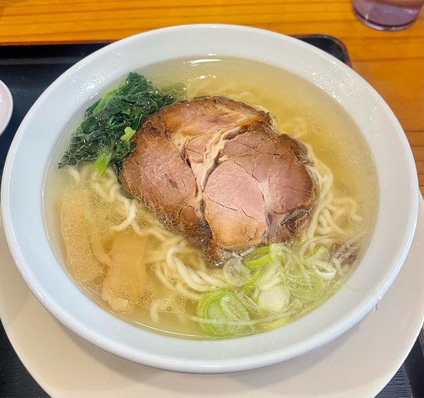 「天然塩らーめん（850円）」@新宿めんや 風花 本店の写真