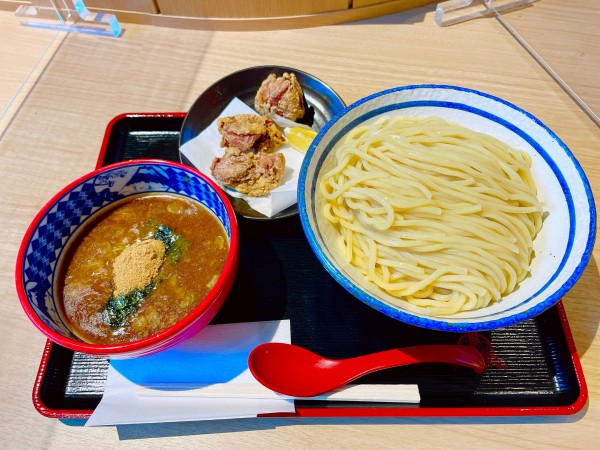 「唐揚げつけ麺」@つけ麺専門店 三田製麺所 晴海トリトン店の写真