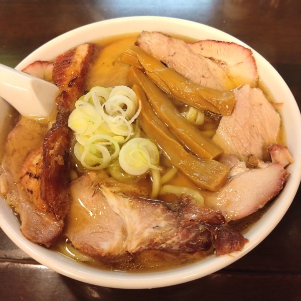 「ちゃーしゅーめん1000円、餃子3ヶ330円」@手打らーめん 玄の写真