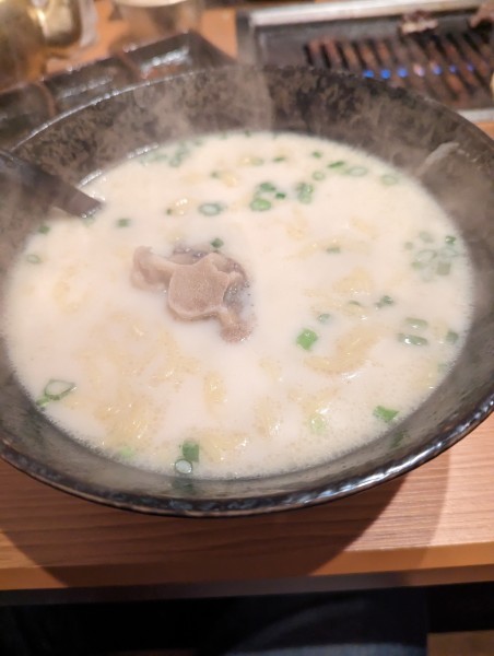 「テールラーメン」@NEW 焼肉牛若丸の写真