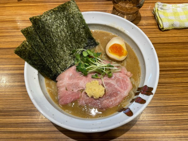 「ドロ煮干しラーメン」@味噌神 瀬戸店の写真