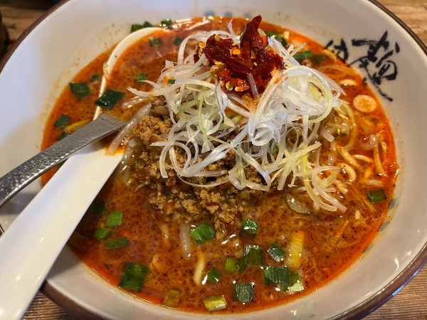 「ｼﾝｼﾝﾒﾝ激辛ﾊﾞﾘｶﾀ990円」@横濱家 鶴川店の写真