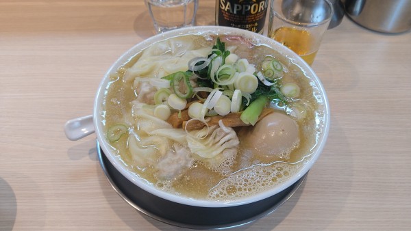 「ワンタンメン(塩)¥1200+味玉¥120+ビール小¥400」@桜上水 船越の写真