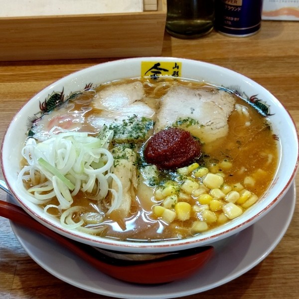 「辛みそラーメン+ねぎ」@中華そば金ちゃん BEYONDの写真