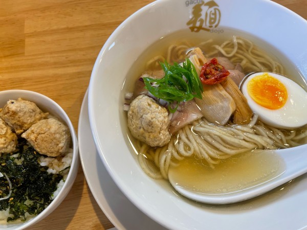 「塩そば（1,000円）,ふわとろつくね丼（300円）」@二代目ガチ麺道場の写真