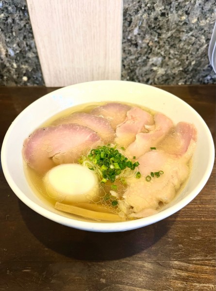 「特製しおらーめん」@町田汁場 しおらーめん 進化の写真