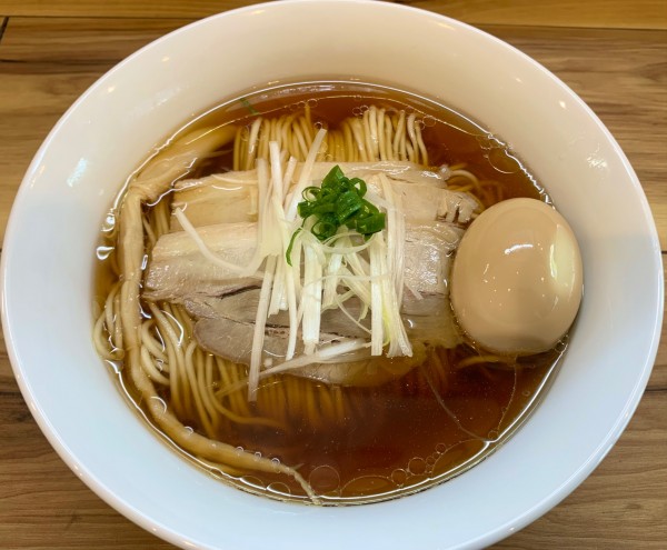 「醤油味玉900円」@麺屋 秀彬の写真