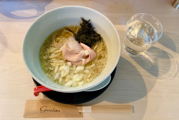 「背脂煮干し塩ラーメン」@柳麺 呉田-goden-の写真