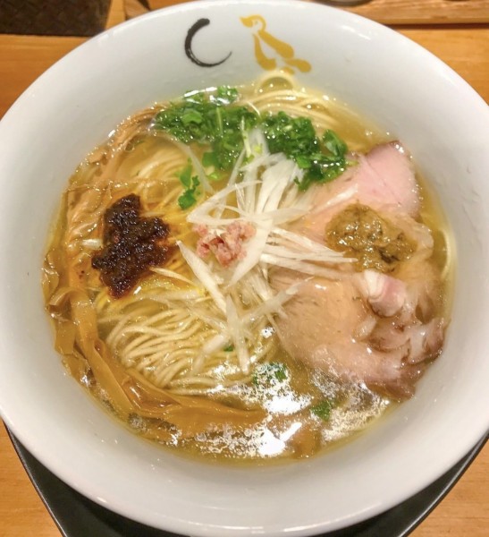 「真鯛と蛤の塩そば」@SOBAHOUSE 金色不如帰 新宿御苑本店の写真