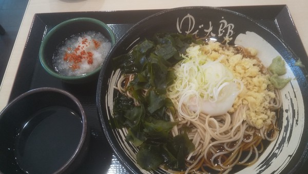 「朝そばおろし・わかめ変更+温玉(¥420+クーポン)」@ゆで太郎 錦町店の写真